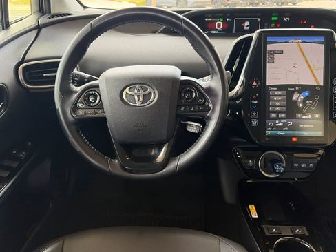 Used 2021 Toyota Prius Prime Limited FWD image 14