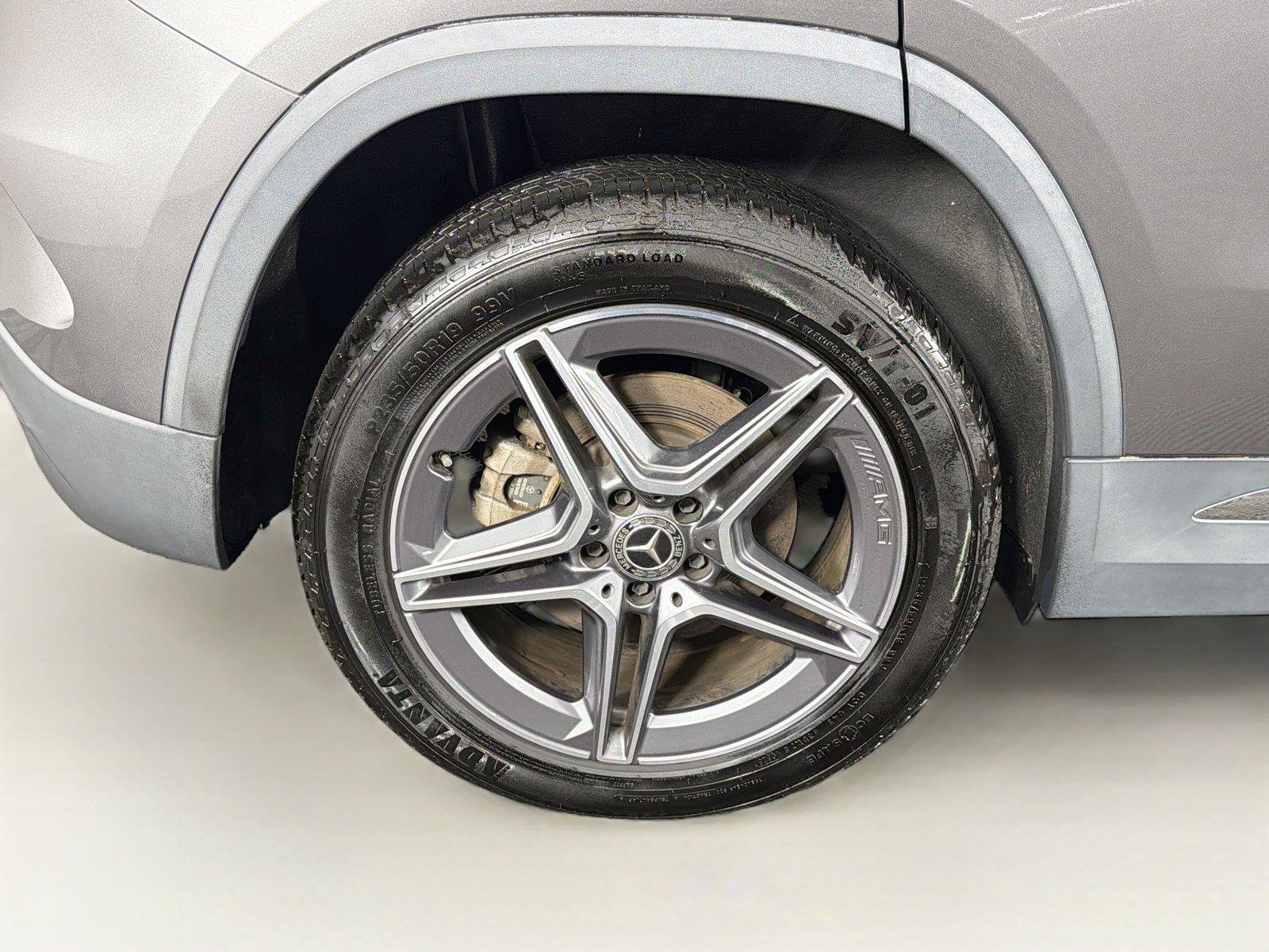 Used 2023 Mercedes-Benz GLA 250 4MATIC w/ AMG Line Exterior image 34