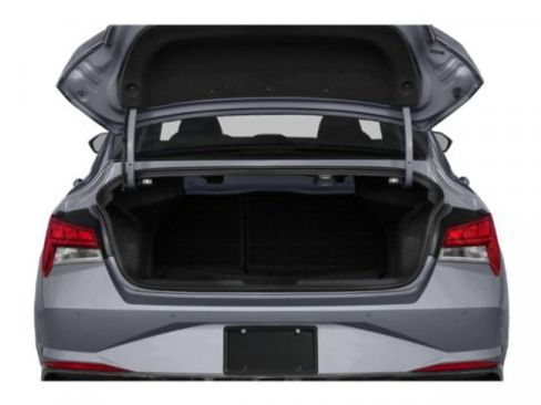 Used 2023 Hyundai Elantra Limited image 14