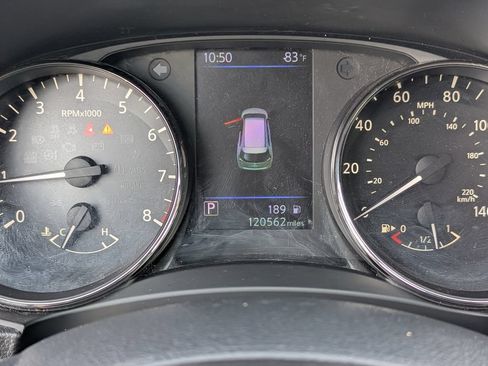 Used 2019 Nissan Rogue SV AWD/4WD image 22