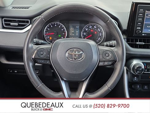 Used 2022 Toyota RAV4 XLE Premium FWD image 13