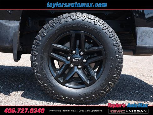 Used 2021 Chevrolet Silverado 1500 Custom Trail Boss AWD/4WD image 29