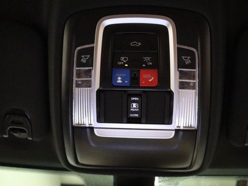 Used 2023 RAM 2500 Limited AWD/4WD image 80