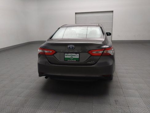 Used 2018 Toyota Camry LE FWD image 7
