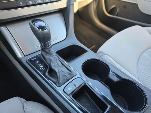 Used 2015 Hyundai Sonata SE w/ Option Group 09 image 18