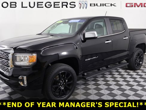Certified 2022 GMC Canyon Denali w/ Denali Black Edition Package image 4