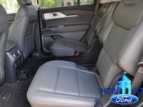 New 2026 Ford Explorer Active w/ Active Comfort Package RWD image 11