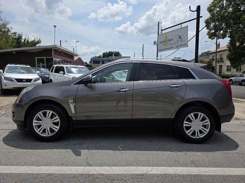 Used 2011 Cadillac SRX Luxury FWD image 2