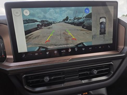 New 2026 Ford Bronco Sport Outer Banks w/ Outer Banks Tech Package+ AWD/4WD image 8