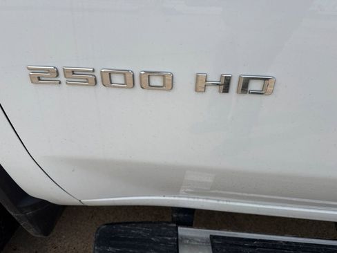 Used 2023 Chevrolet Silverado 2500 W/T w/ WT Convenience Package AWD/4WD image 12