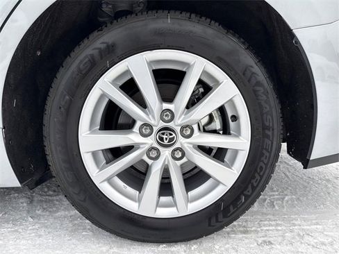 Used 2025 Toyota Camry XSE image 28