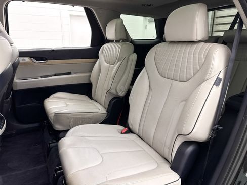 Used 2023 Hyundai Palisade Limited image 35