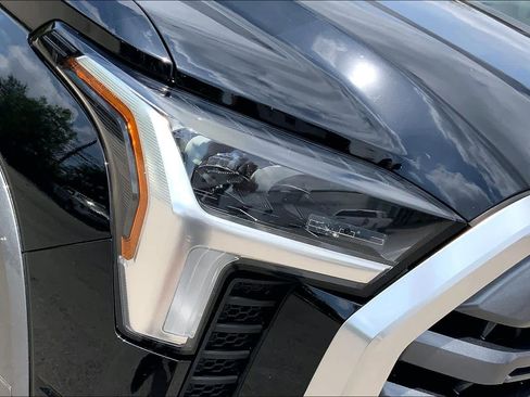 Used 2022 Toyota Tundra Limited image 26