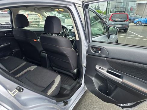 Used 2017 Subaru Crosstrek 2.0i Premium AWD/4WD image 15