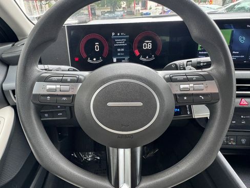 Used 2025 Hyundai Sonata SEL FWD image 14