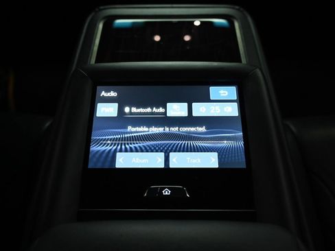 Used 2018 Lexus LS 500 w/ Luxury Package image 47