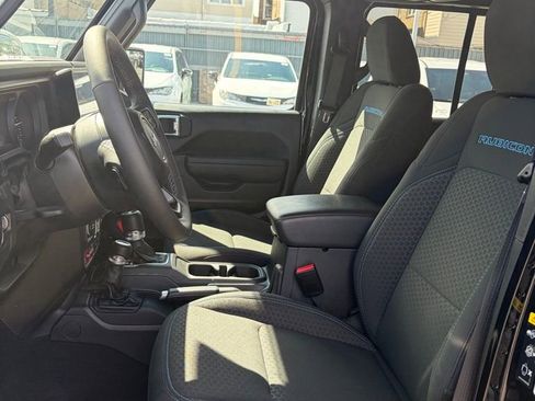 Certified 2025 Jeep Wrangler Unlimited Rubicon 4xe w/ Safety Group image 7