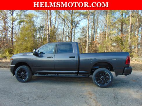 New 2026 RAM 2500 Big Horn AWD/4WD image 4