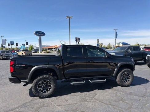Used 2024 Chevrolet Colorado ZR2 w/ ZR2 Convenience Package III image 4