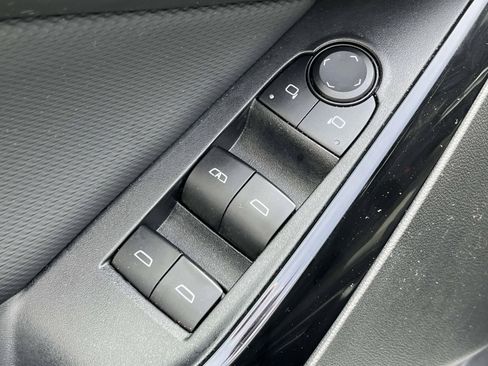 Used 2025 Chevrolet Equinox LT AWD/4WD image 15