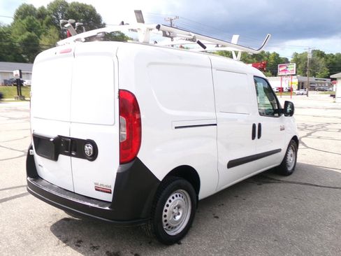 Used 2019 RAM ProMaster City Tradesman FWD image 5