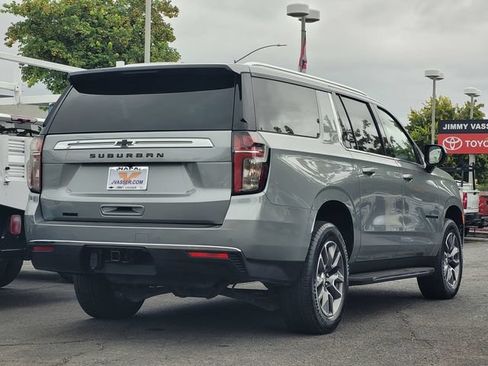 Used 2024 Chevrolet Suburban LS w/ Max Trailering Package RWD image 6