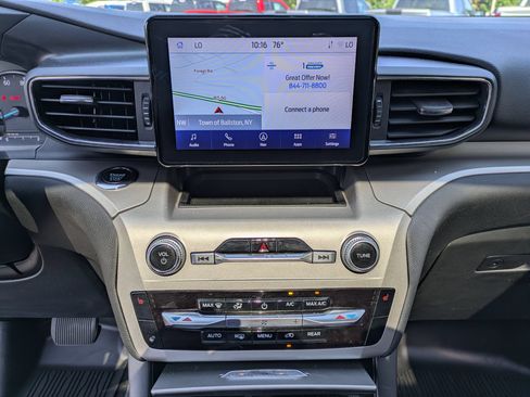 Certified 2023 Ford Explorer XLT w/ Equipment Group 202A AWD/4WD image 11
