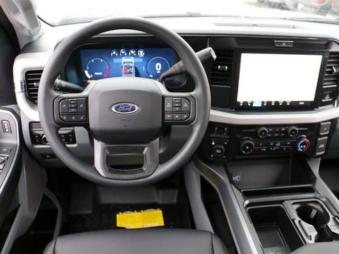 New 2026 Ford F250 XLT w/ XLT Premium Package image 29