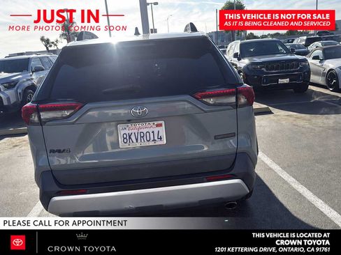 Used 2019 Toyota RAV4 Adventure w/ Carpet Mat Package AWD/4WD image 6