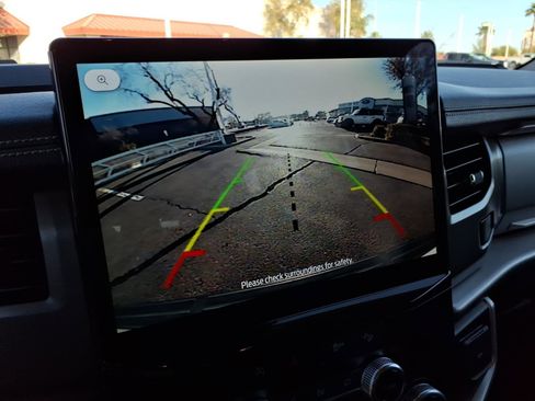 Certified 2024 Ford Expedition XLT image 20