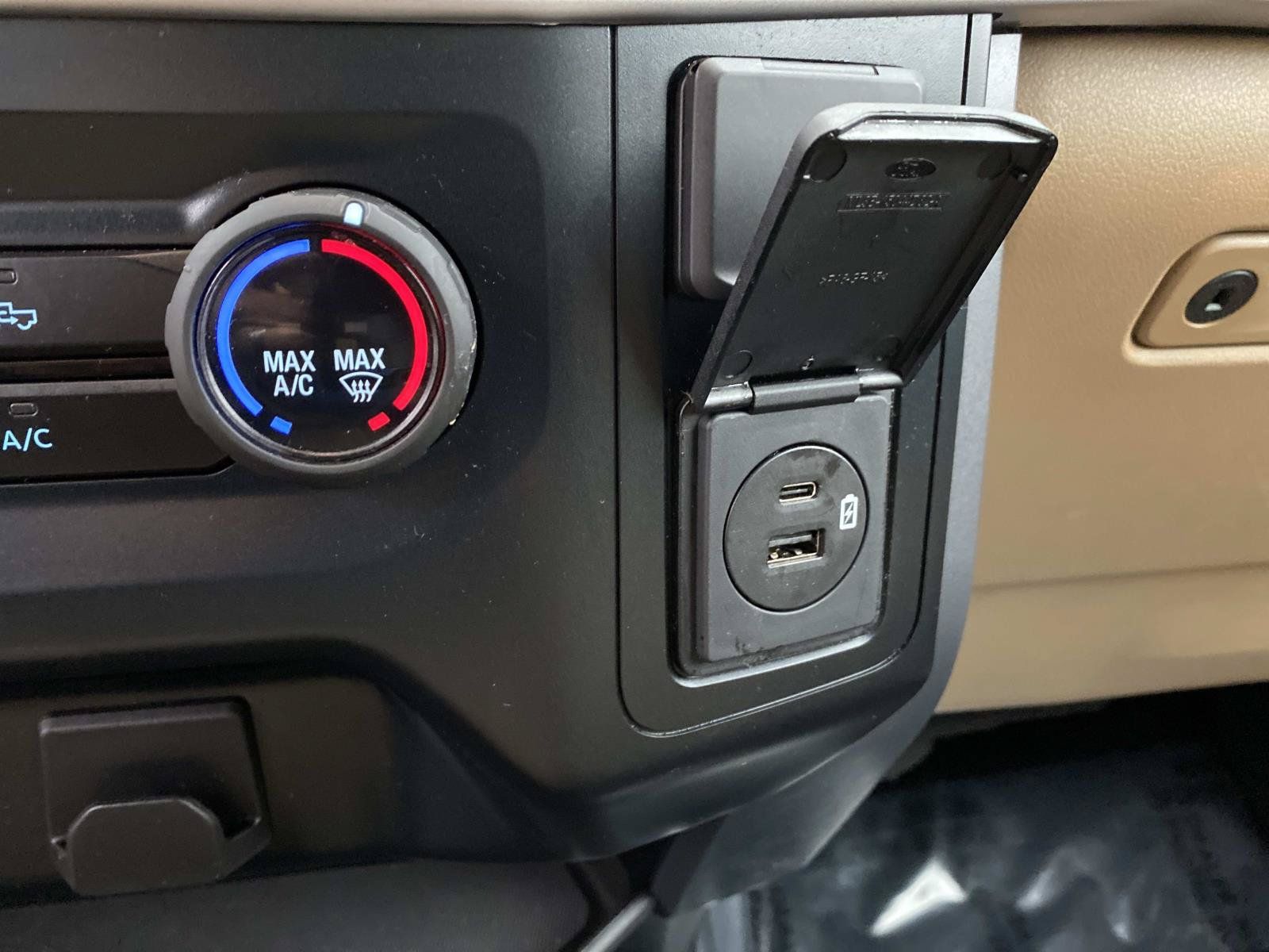Used 2023 Ford F150 XLT AWD/4WD image 15