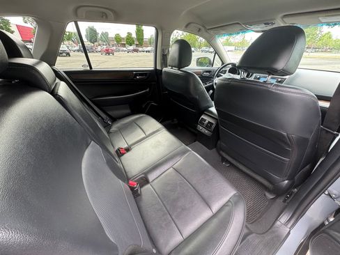 Used 2016 Subaru Outback 3.6R Limited w/ Popular Package #4 AWD/4WD image 19