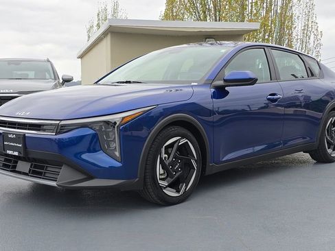 Certified 2025 Kia K4 EX FWD image 9