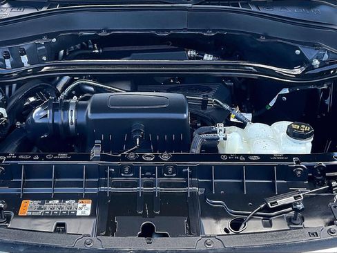 Used 2020 Ford Explorer Limited RWD image 10