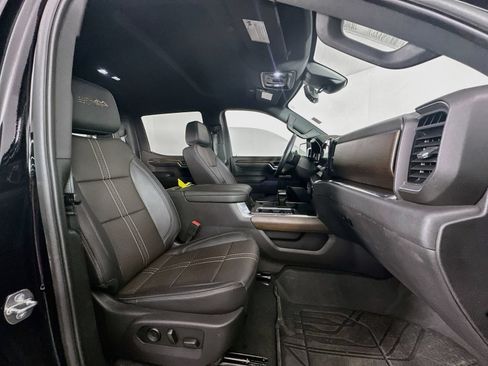 Used 2024 Chevrolet Silverado 1500 High Country w/ Technology Package AWD/4WD image 30