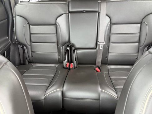 Used 2023 GMC Acadia Denali image 27