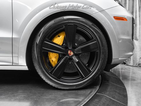 Used 2025 Porsche Cayenne GTS image 56