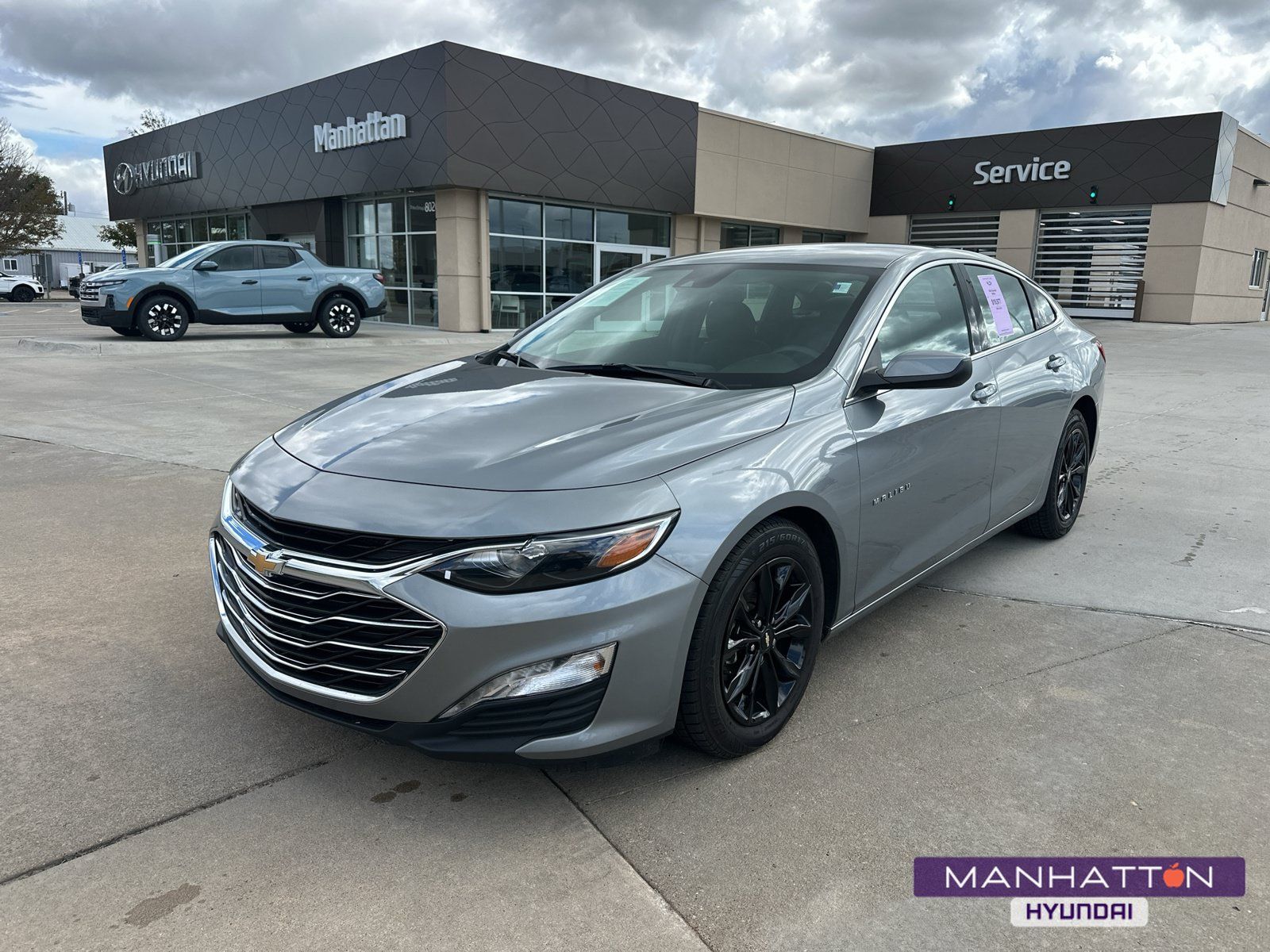 Used 2024 Chevrolet Malibu LT FWD image 1