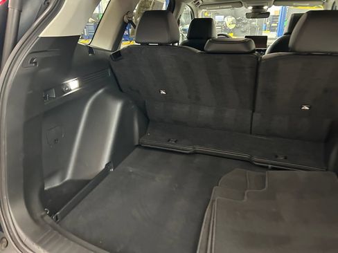 Used 2023 Honda CR-V EX-L image 27
