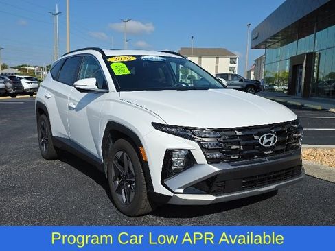 Used 2026 Hyundai Tucson SEL FWD image 1
