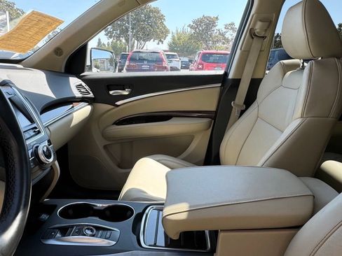 Used 2020 Acura MDX SH-AWD image 15