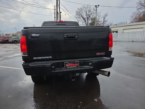 Used 2014 GMC Sierra 2500 Denali w/ Suspension Package, Off-Road image 5