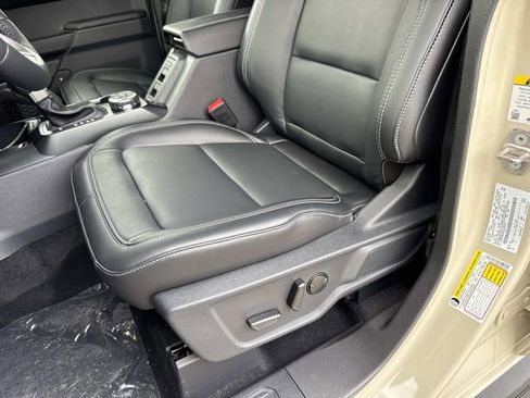New 2025 Ford Bronco Outer Banks AWD/4WD image 20