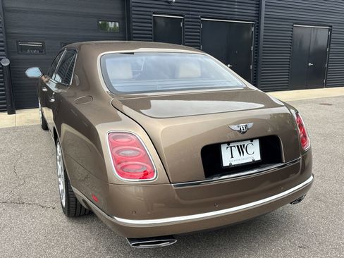 Used 2011 Bentley Mulsanne RWD image 24