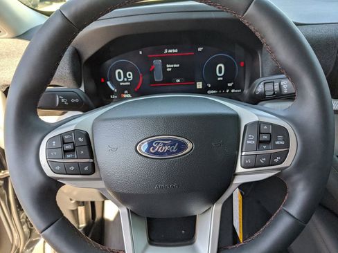 New 2026 Ford Explorer Active w/ Active Comfort Package image 27