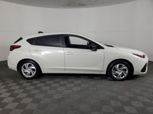 Used 2024 Subaru Impreza 2.0i AWD/4WD image 3