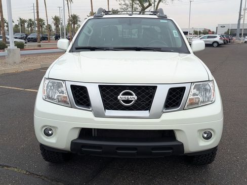 Certified 2020 Nissan Frontier PRO-4X w/ Pro-4x Utility Package AWD/4WD image 9