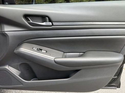 Certified 2025 Nissan Altima 2.5 S FWD image 16