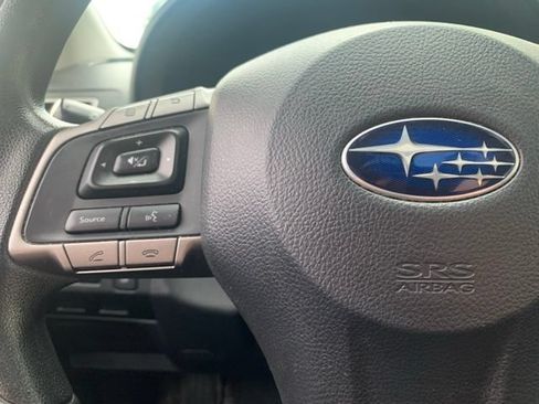 Used 2015 Subaru Crosstrek 2.0i Premium w/ Moonroof Package AWD/4WD image 9