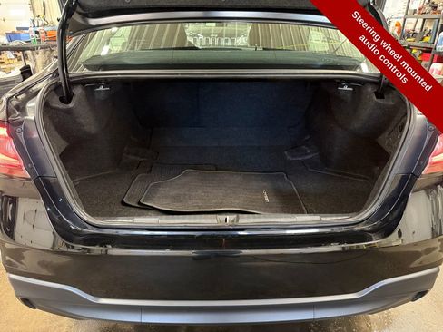 Used 2023 Subaru Legacy Premium image 32